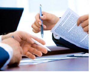 Мінекономіки розробило типові форми трудових договорів для дистанційної та надомної роботи