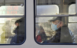 У Києві затвердили порядок роботи спецперепусток у транспорт, якщо погіршиться епідситуація