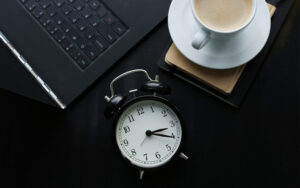 Як робочий час впливає на продуктивність працівника