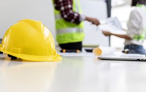 У яких випадках проводиться позаплановий інструктаж з безпеки праці?