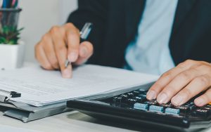 Оновлено правила обчислення середньої зарплати для оплати лікарняних і декретних