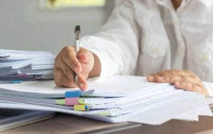 Відпустка у зв’язку з навчанням збіглася зі щорічною: як провести документально