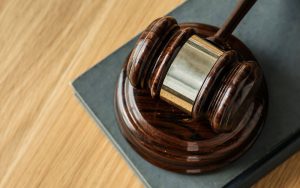 За яких умов роботодавець може звільнити працівника за прогул — Верховний Суд