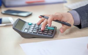 Уряд уточнив правила обчислення середньої зарплати для оплати лікарняних