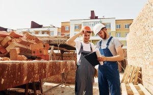 Будівельникам підвищують гарантовану зарплату вдвічі: підписано нову Галузеву угоду