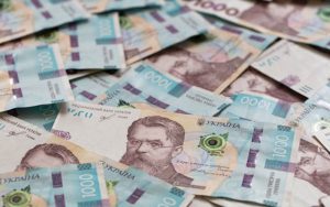 В Україні зафіксовано падіння середньої зарплати для розрахунку пенсії