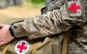 Бойові медики отримали «зелене світло» для роботи й навчання в цивільній медицині