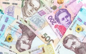 Робота зупинилася через війну: працівникам пропонують гарантувати оплату простою