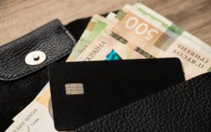Воєнний стан і строки виплати зарплати: що зобов’язаний роботодавець