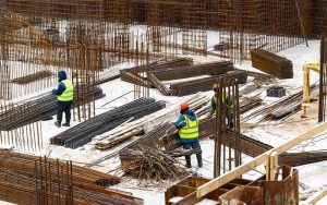 Робота на холоді: які додаткові гарантії має працівник
