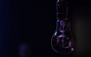 Безпека праці під час відключень світла: обов’язкові кроки для роботодавця