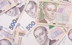 Підвищення зарплат у соцсфері: як працює постанова КМУ № 1750