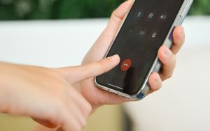 Право бути офлайн: що пропонують законодавці для працівників