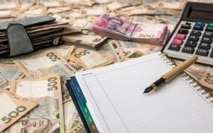 Як не порушити закон: оновлення зарплат та внутрішніх документів