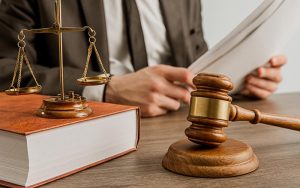 Суд роз’яснив, за яких умов профспілка може вимагати звільнення керівника