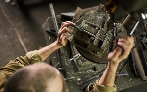 Логістика і ремонт техніки: нові критерії критично важливих підприємств