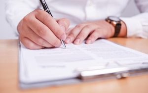 Зразок наказу про звільнення та відрахування із заробітної плати за дні щорічної основної відпустки