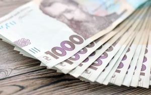 Уряд оновив систему виплат держвиконавцям: диференційований підхід