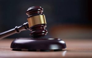 Втрата довіри без доказів — незаконне звільнення: позиція суду