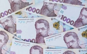У Раді пропонують різко підвищити мінімалку та прожитковий мінімум