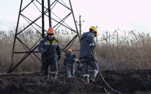 Уряд розширив виплати постраждалим через війну працівникам критичної інфраструктури