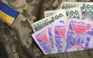 Міноборони роз’яснило умови виплати нової винагороди 10 000 гривень військовослужбовцям
