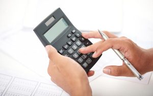 Після скасування воєнного стану військовий збір не скасують: кого стосуються нові правила