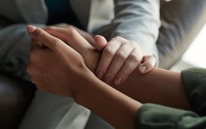 Психосоціальна підтримка працівників: покроковий алгоритм для роботодавця