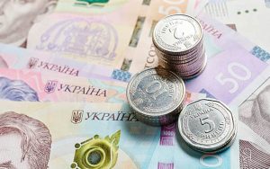 Держпраці роз’яснила правила доплати при переведенні на нижчеоплачувану роботу