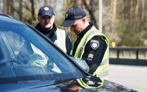 Більше контролю та вищі штрафи: у Раді доопрацьовують правила для водіїв