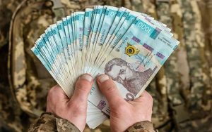 НААУ пропонує змінити правила виплат військовим: кого це стосується
