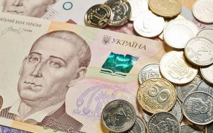 Зарплати посадовців із держбюджету можуть обмежити