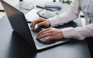 В Україні пропонують створити Національну експертну службу та об’єднати бази судових експертів