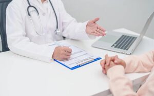 Держпраці нагадала роботодавцям про підготовку до медоглядів працівників у 2027 році